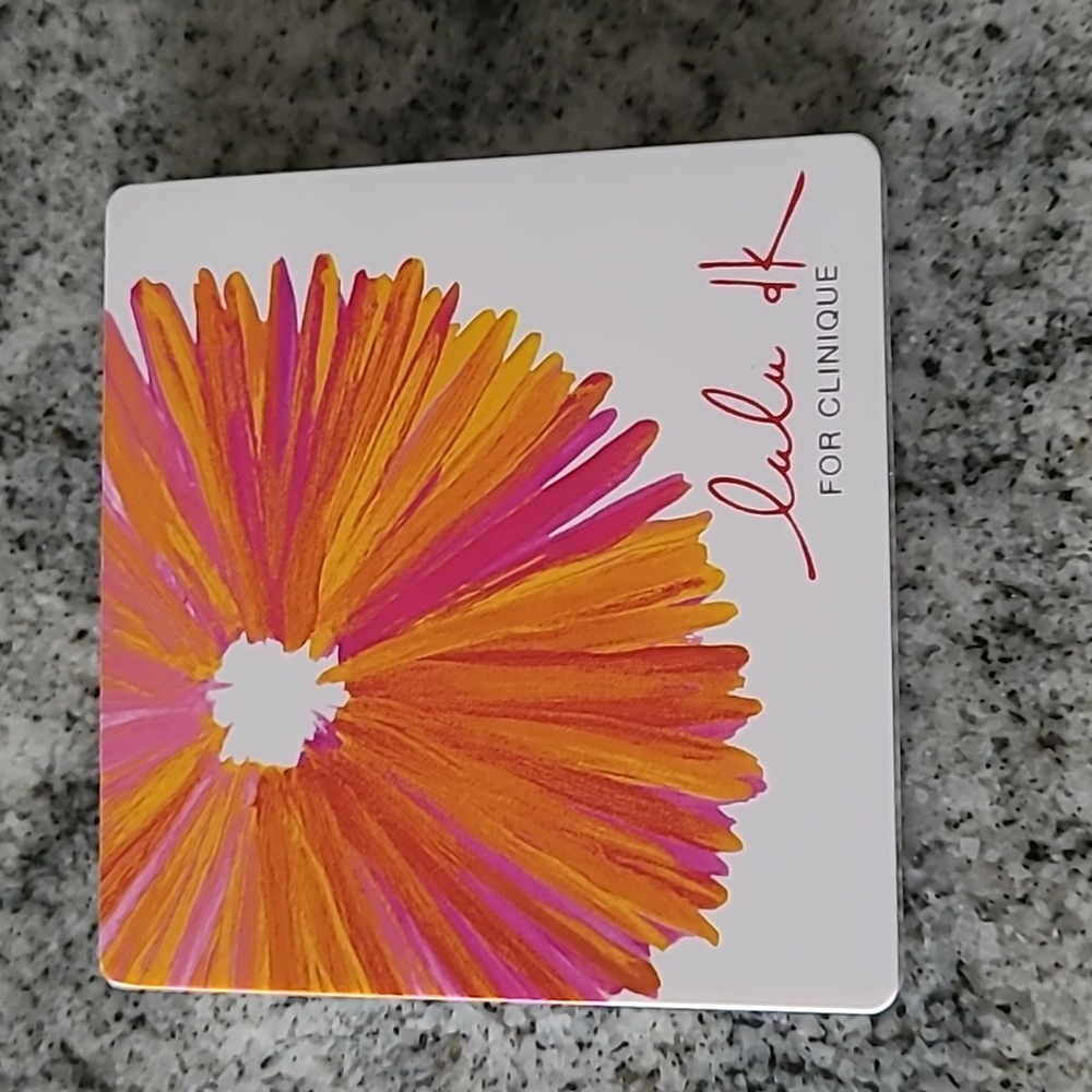 NEW Clinique Lulu dk Eyeshadow & Blush Makeup Compact